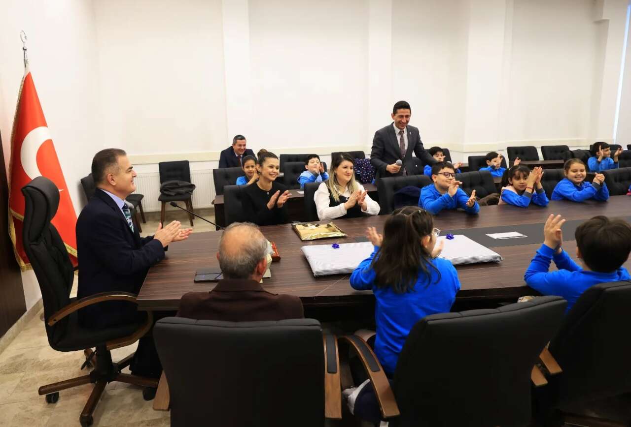 Vali Akbıyık, Dumlupınar İlkokulu Öğrencileriyle Buluştu 4